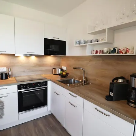 Steernkieker- Traumhafte Mit Zwei Dachterrassen Apartment Tossens
